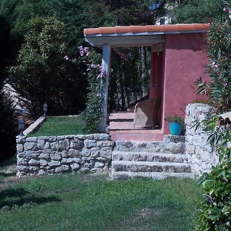 Le Mas De L'Aighetta Bed and Breakfast Èze Esterno foto